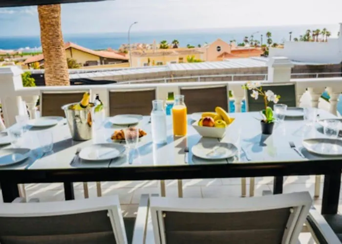 Villa Palms Callao Salvaje